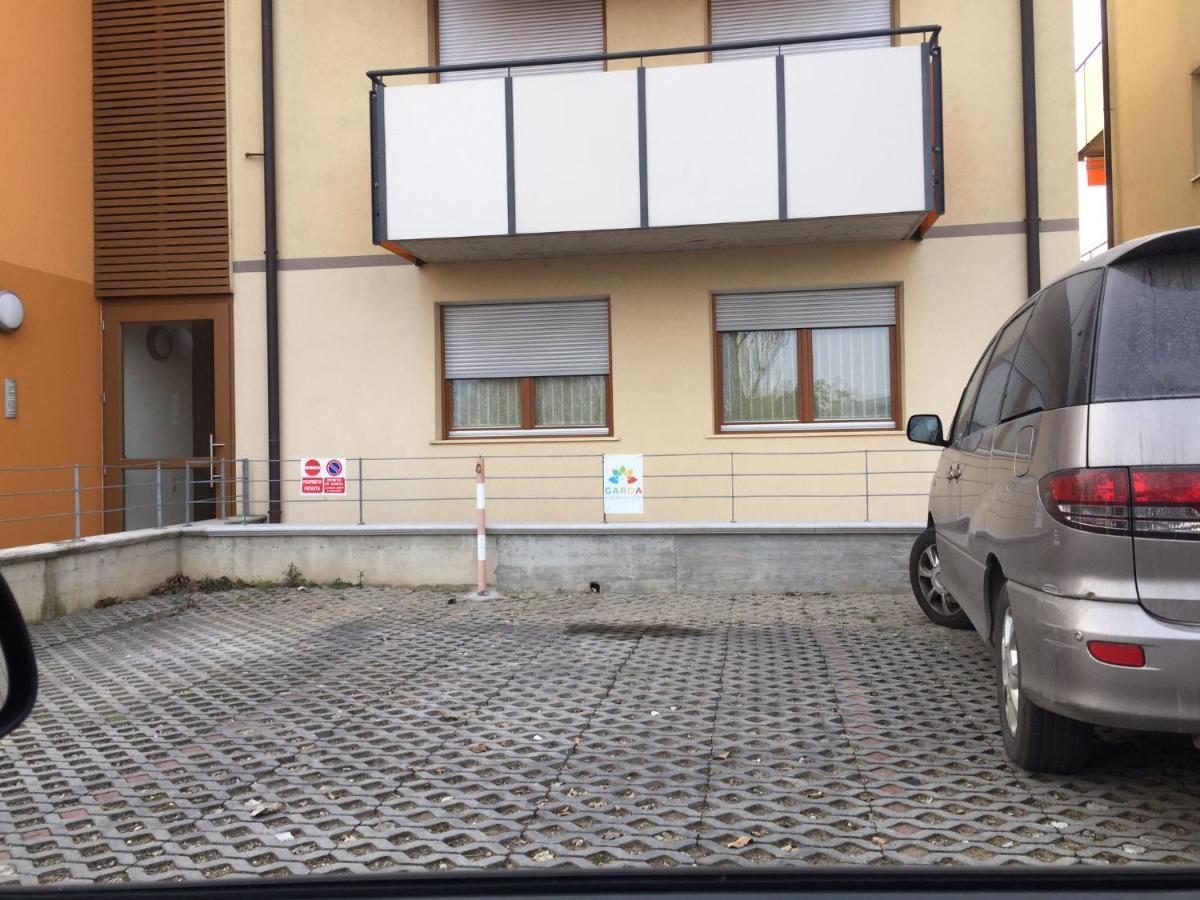 Gardappartamenti Benacus Sirmione Eksteriør bilde